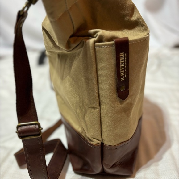 R.RIVETER Crossbody Bag Leather Strap & Bottom Military Handcrafted - Picture 9 of 14